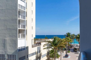 Best Stay - Rooftop Pool - Hollywood Beach Board - walk